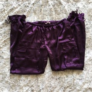 ⭐️ Purple satin cargo pants